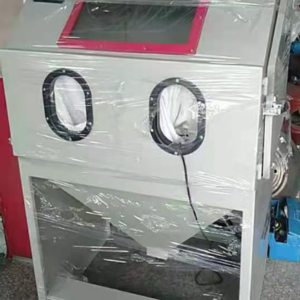 SAND BLASTING MACHINE